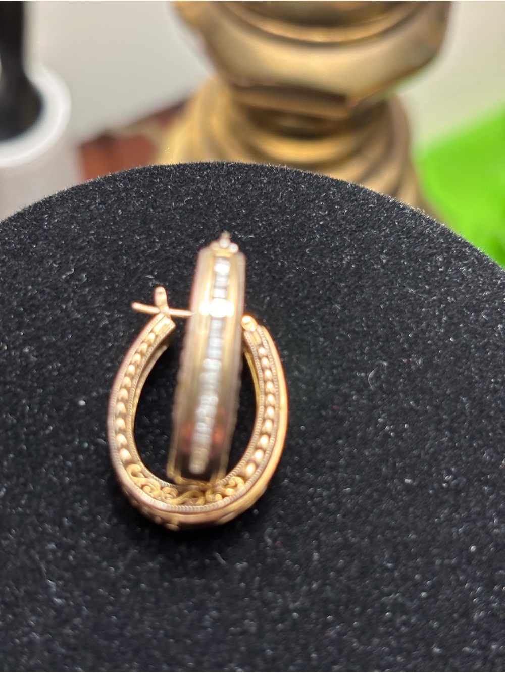 Gold Tone Vintage-Inspired Hoop Earrings - Elegant Women’s Jewelry